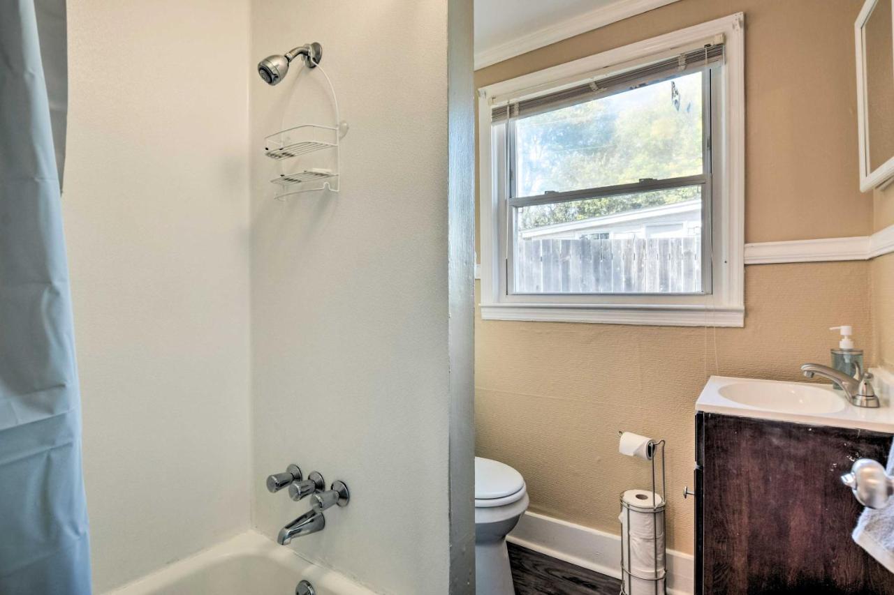Cozy Greenville Bungalow About 2 Mi To Downtown! Eksteriør billede